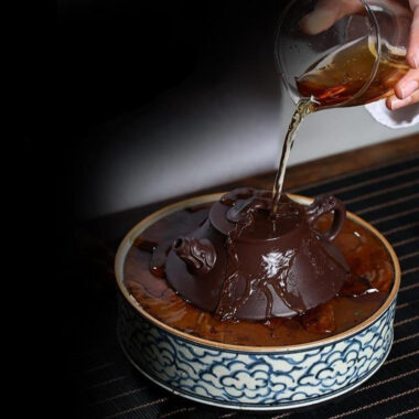 Yixing Zisha Teapot [Long Cheng Ruyi] (Lao Zi NI – 150ml)