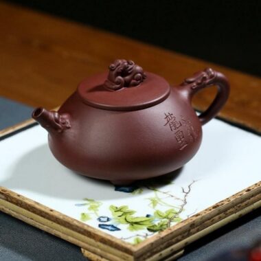 Yixing Zisha Teapot [Longxi Shi Piao] (Zi Ni – 250ml)