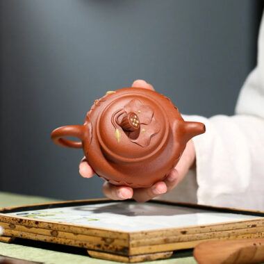Yixing Zisha Teapot [Lotus Antique] (Jiang Po Ni – 200ml)