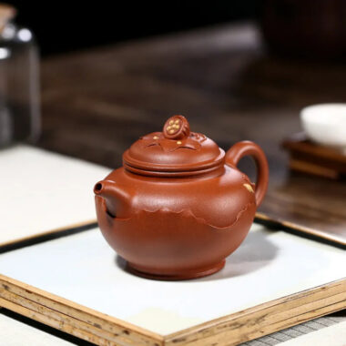 Yixing Zisha Teapot [Lotus Duo Zhi] (Hong Jiang Po Ni – 280ml)