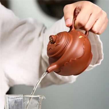 Yixing Zisha Teapot [Lotus Duo Zhi] (Hong Jiang Po Ni – 280ml)