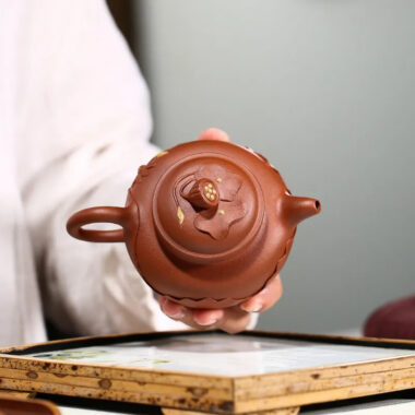Yixing Zisha Teapot [Lotus Duo Zhi] (Hong Jiang Po Ni – 280ml)