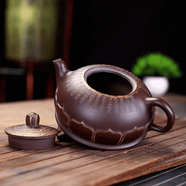 Yixing Zisha Teapot [Lotus] (Lao Zi Ni – 320ml)