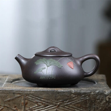 Yixing Zisha Teapot [Lotus Leaf Shi Piao] (Hei Jin Sha – 220ml)