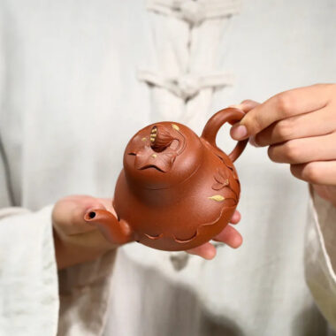 Yixing Zisha Teapot [Lotus Si Ting] (Hong Jiang Po Ni – 240ml)