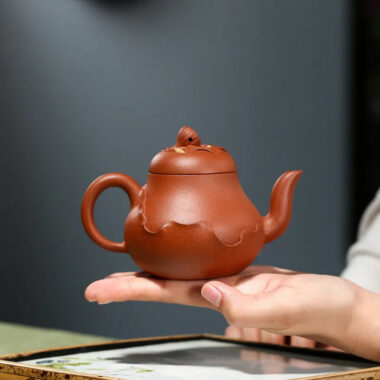Yixing Zisha Teapot [Lotus Si Ting] (Hong Jiang Po Ni – 240ml)