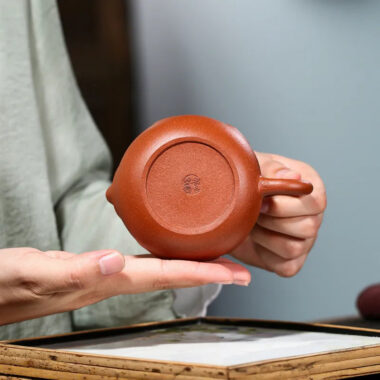 Yixing Zisha Teapot [Lotus Xishi] (Hong Jiang Po Ni – 250ml)