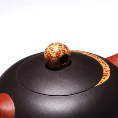 Yixing Zisha Teapot [Moon Xishi] (Hei Ni/Jiao Ni – 330ml)