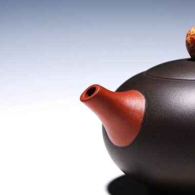 Yixing Zisha Teapot [Moon Xishi] (Hei Ni/Jiao Ni – 330ml)