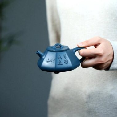Yixing Zisha Teapot [Octagonal Shi Piao] (Tian Qing Ni – 200ml)