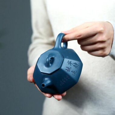 Yixing Zisha Teapot [Octagonal Shi Piao] (Tian Qing Ni – 200ml)
