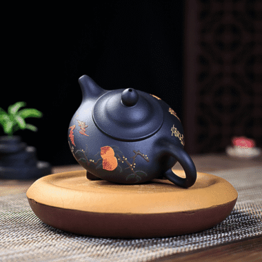 Yixing Zisha Teapot [Officer Hat] (Hei Ni – 240ml)