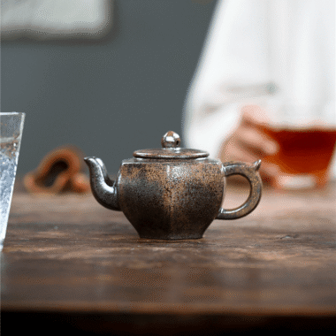 Yixing Zisha Teapot [Palace Lantern] (Qing Duan Ni Firewood Fired – 150ml)