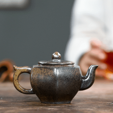 Yixing Zisha Teapot [Palace Lantern] (Qing Duan Ni Firewood Fired – 150ml)