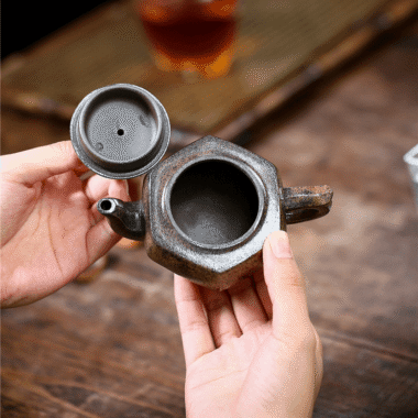 Yixing Zisha Teapot [Palace Lantern] (Qing Duan Ni Firewood Fired – 150ml)