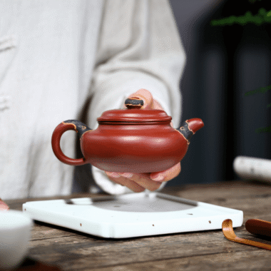 Yixing Zisha Teapot [Pine Needle Antique] (Dahongpao – 200ml)