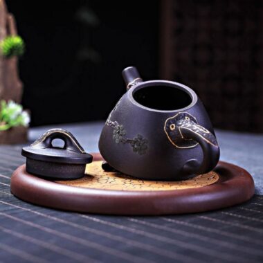 Yixing Zisha Teapot [Pine Needle Lord Shi Piao] (Hei Ni – 190ml)