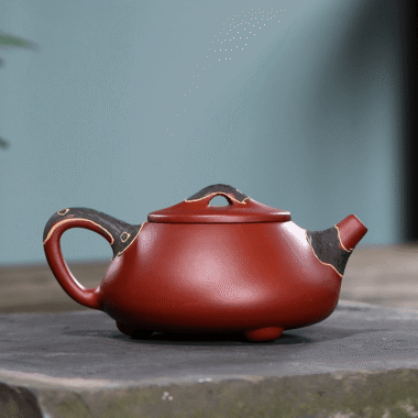 Yixing Zisha Teapot [Pine Needle Shi Piao] (Dahongpao – 200ml)