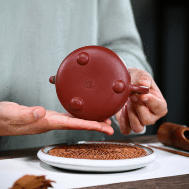 Yixing Zisha Teapot [Pine Needle Shi Piao] (Dahongpao – 200ml)