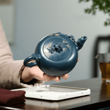 Yixing Zisha Teapot [Pine Needles] (Tian Qing Ni – 410ml)