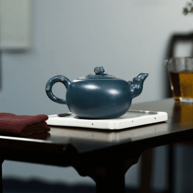 Yixing Zisha Teapot [Pine Needles] (Tian Qing Ni – 410ml)