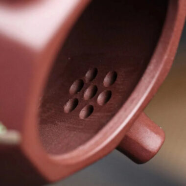 Yixing Zisha Teapot [Plum Blossom Bafang Shi Piao] (Zi Zhu Ni – 180ml)