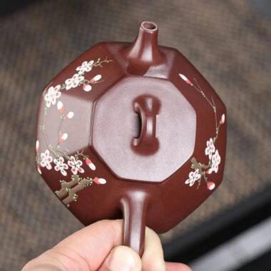 Yixing Zisha Teapot [Plum Blossom Bafang Shi Piao] (Zi Zhu Ni – 180ml)
