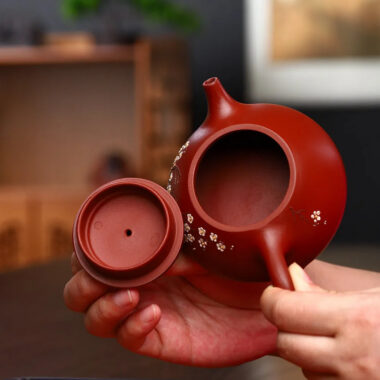 Yixing Zisha Teapot [Plum Blossom Jingzhou Shi Piao] (Dahongpao – 180ml)
