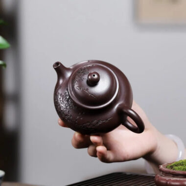 Yixing Zisha Teapot [Plum Rong Tian] (Zi Jia Ni – 270ml)