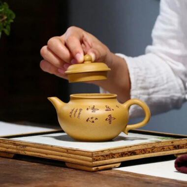 Yixing Zisha Teapot [Qingxin Qiushui] (Huangjin Duan Ni – 250ml)