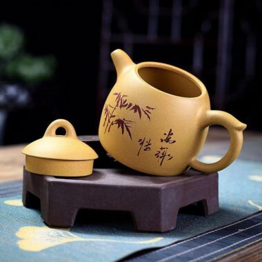 Yixing Zisha Teapot [Qinqu Qinquan] (Huangjin Duan Ni – 310ml)