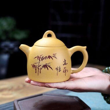 Yixing Zisha Teapot [Qinqu Qinquan] (Huangjin Duan Ni – 310ml)