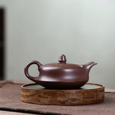 Yixing Zisha Teapot [Qu Hu] (Zi Ni – 190ml)