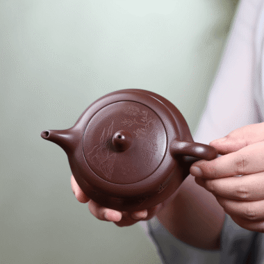 Yixing Zisha Teapot [Qu Hu] (Zi Ni – 190ml)