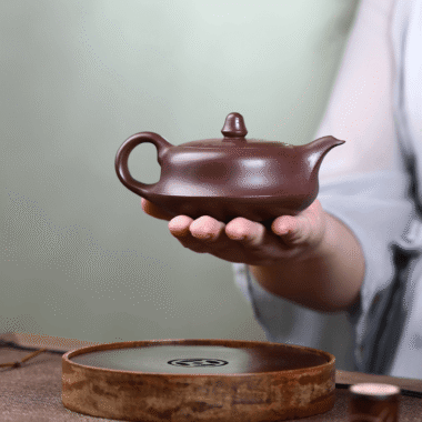 Yixing Zisha Teapot [Qu Hu] (Zi Ni – 190ml)