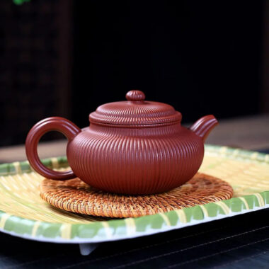Yixing Zisha Teapot [Ribbed Antique] (Dahongpao – 280ml)