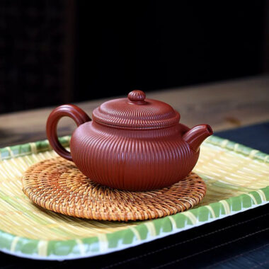 Yixing Zisha Teapot [Ribbed Antique] (Dahongpao – 280ml)