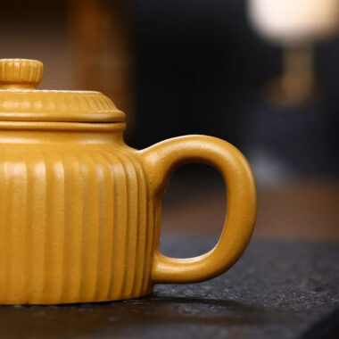 Yixing Zisha Teapot [Ribbed Dezhong] (Huang Duan Ni – 280ml)