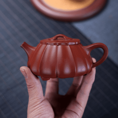 Yixing Zisha Teapot [Ribbed Shi Piao] (Dahongpao -200ml)