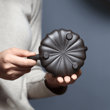 Yixing Zisha Teapot [Ribbed Shi Piao] (Shi Huang – 270ml)