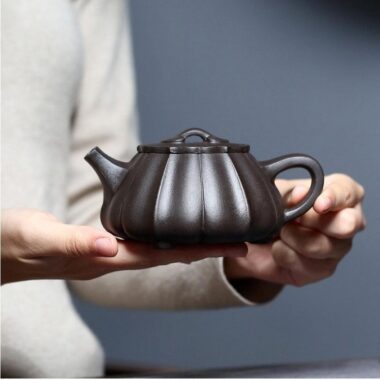 Yixing Zisha Teapot [Ribbed Shi Piao] (Shi Huang – 270ml)