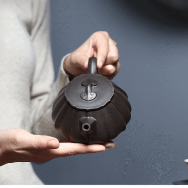 Yixing Zisha Teapot [Ribbed Shi Piao] (Shi Huang – 270ml)