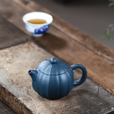 Yixing Zisha Teapot [Ribbed Xishi] (Tian Qing Ni – 280ml)