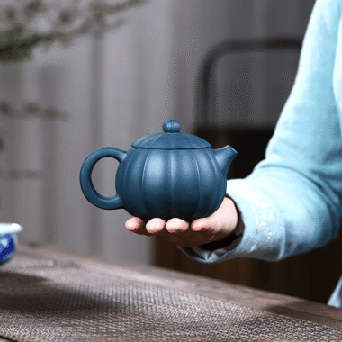 Yixing Zisha Teapot [Ribbed Xishi] (Tian Qing Ni – 280ml)