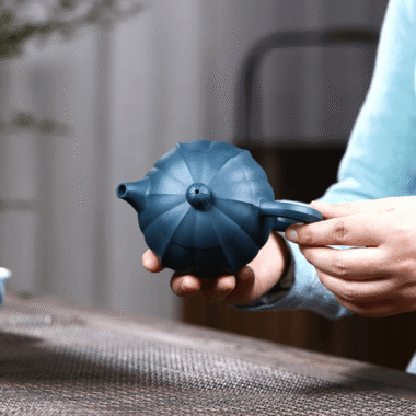 Yixing Zisha Teapot [Ribbed Xishi] (Tian Qing Ni – 280ml)