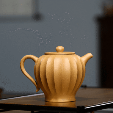 Yixing Zisha Teapot [Ribbed Yuli] (Huangjin Duan Ni – 240ml)