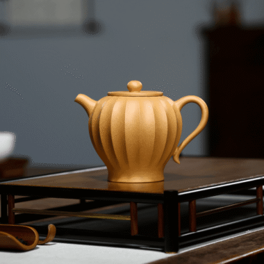 Yixing Zisha Teapot [Ribbed Yuli] (Huangjin Duan Ni – 240ml)