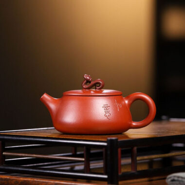 Yixing Zisha Teapot [Ruyi Shi Piao] (Dahongpao – 170ml)