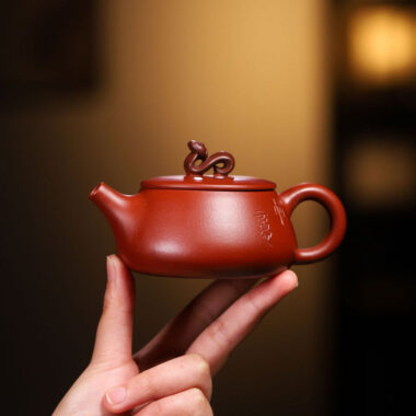 Yixing Zisha Teapot [Ruyi Shi Piao] (Dahongpao – 170ml)