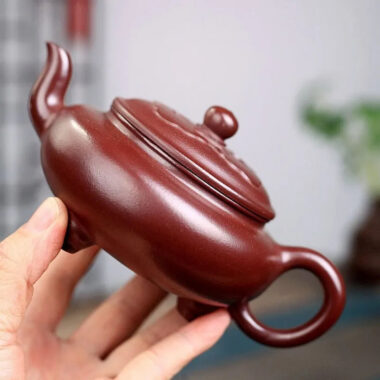 Yixing Zisha Teapot [Ruyi Tripod] (Zi Ni – 280ml)